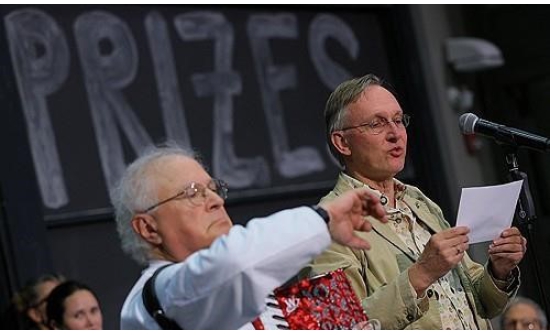 Хүмүүст инээдэм, бас эргэцүүлэн бодох боломж олгодог “Ig Nobel”-ын шагналтнууд тодров