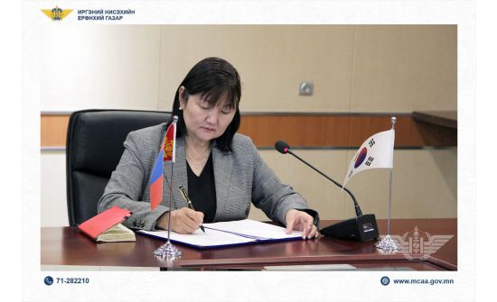 Монголын нисэхийнхэнд солонгосчууд хичээл заана