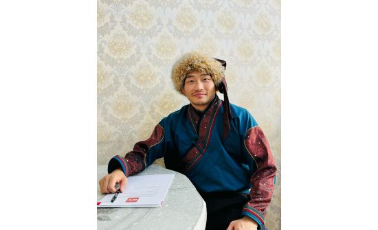 25 настай монгол залуу UFC-тэй гэрээ байгууллаа