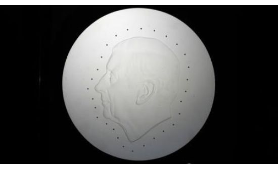Австрали улс III Чарльз хааны хөрөг бүхий зоосон мөнгө гүйлгээнд гаргана