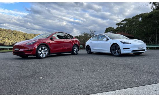 “Tesla” компани өнгөрсөн онд 1.8 сая машин борлуулжээ