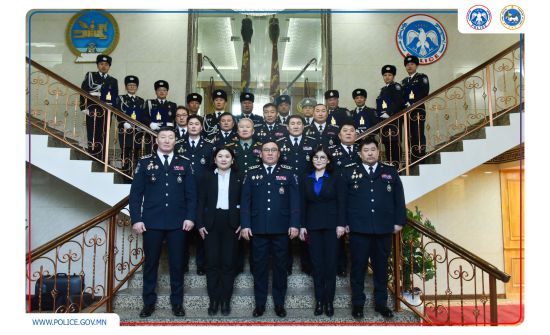 Цагдаагийн 12 алба хаагчид 480 сая төгрөгийн орон сууцны урамшуулал олгов