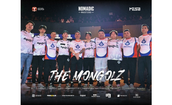 "The MongolZ"-ын тамирчид багийн хууччуултайгаа тогложээ