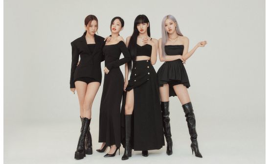 “Blackpink”-тэй гэрээгээ сунгаснаар “YG Entertainment” компанийн хувьцаа огцом өслөө
