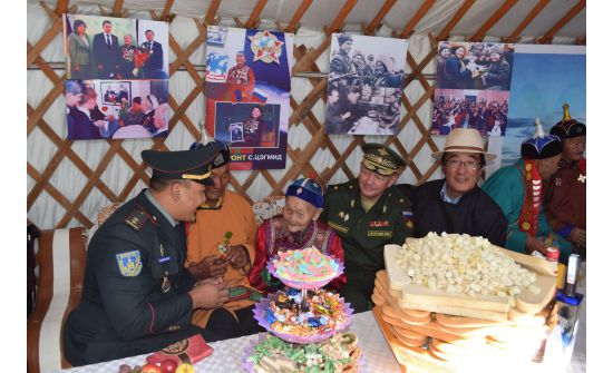Дундговь: Ахмад дайчны 101 насны ойг тэмдэглэв