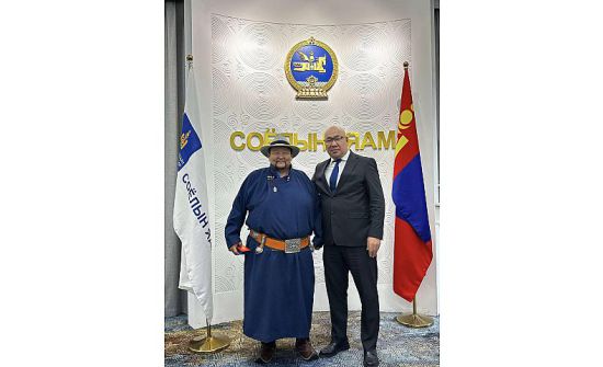 “Гарьд магнай” киноны Далайцэрэн Соёлын тэргүүний ажилтан болжээ