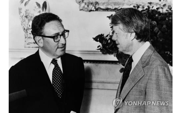 Хэнри Киссинжер 100 нас хүрлээ