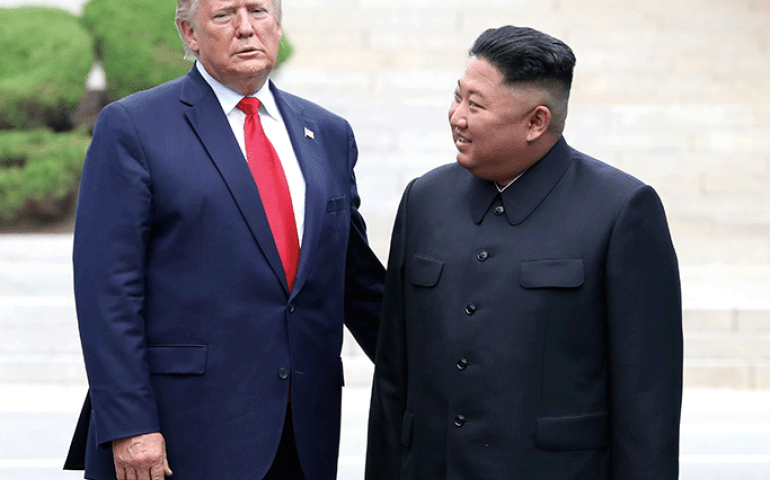 Дональд Трамп: Энэ оны сүүлээр Хойд Солонгосын удирдагч Ким Жон Унтай уулзана
